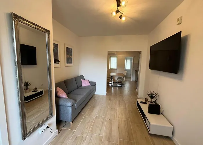 Darka Apartment *